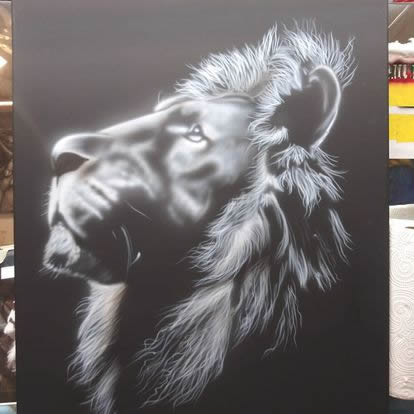 airbrushing-awesome-lion